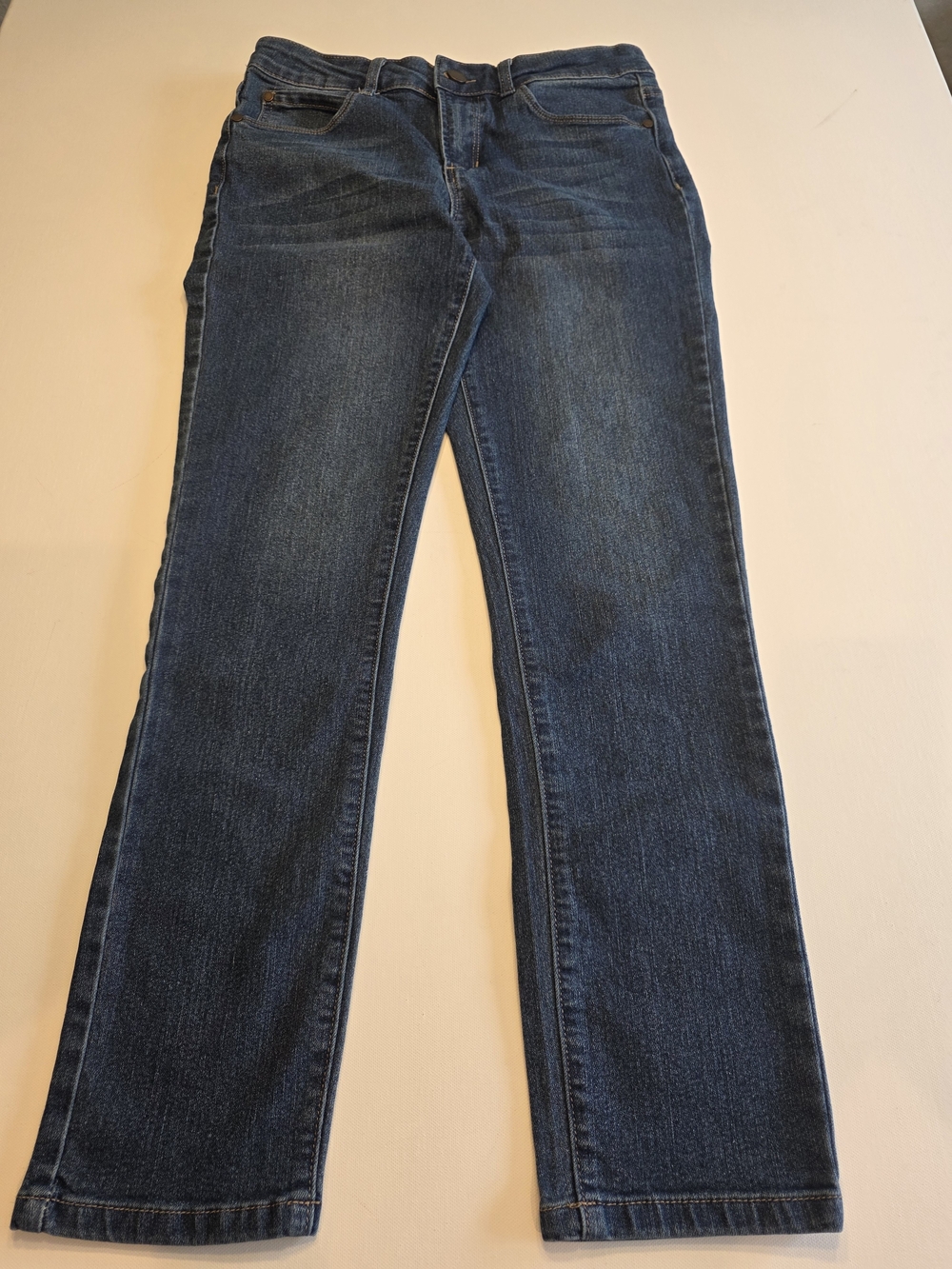 Kendall & Kylie Women's Straight-Leg Jeans in Dark Blue Wash